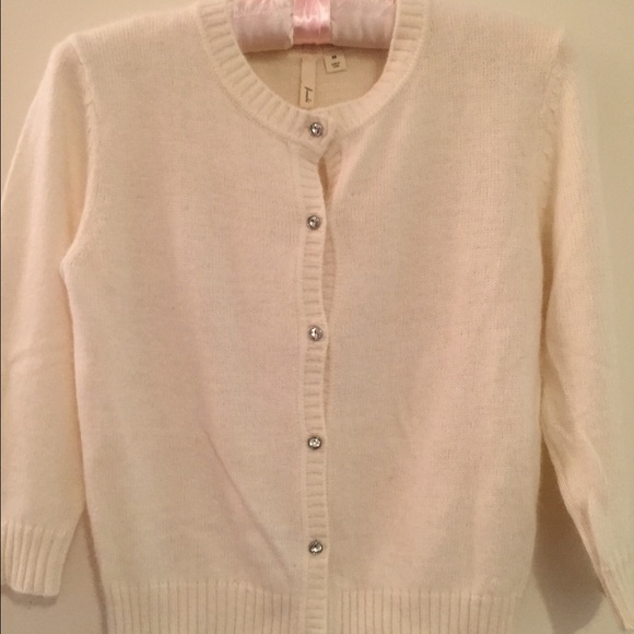 Frenchie white sweater with gemstone buttons
