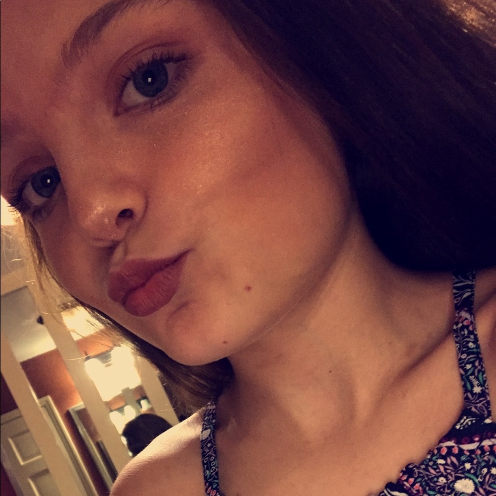 Meet your Posher, Sophia