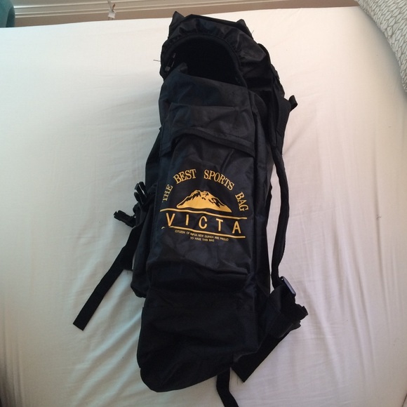 Backpack - Picture 3 of 4