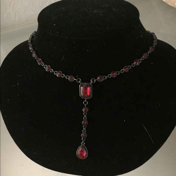 JCPenney Vampire-Inspired Teardrop Necklace - Picture 1 of 3