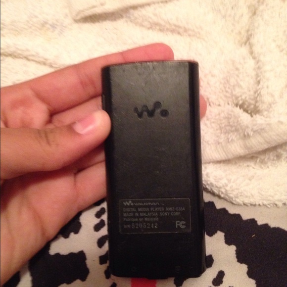 mobile radio and MP3 - Picture 1 of 3
