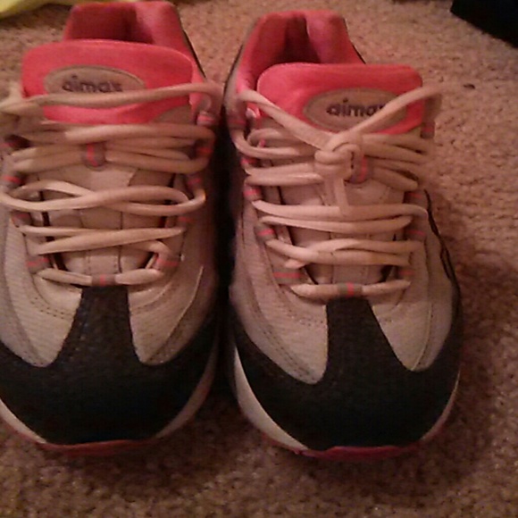 Pink nike air max - Picture 1 of 4