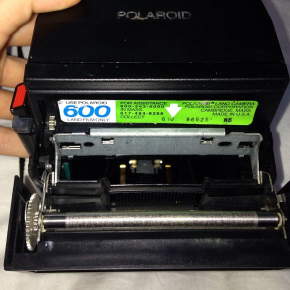 Polaroid 600 Land Camera - Picture 3 of 3