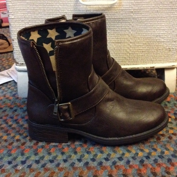 Rampage Brown Ankle Boot