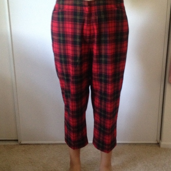 Plaid capris
