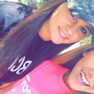 Meet your Posher, Chloe