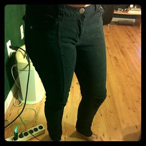 Black skinny jeans