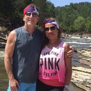 Meet your Posher, Claudia