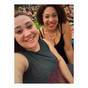 Meet your Posher, Maya