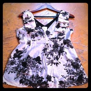 {{Anthropologie}} Black floral top