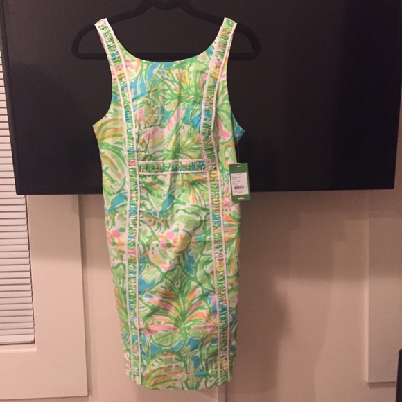 Lilly Pulitzer Fryer Shift size 6 - lower on P A L