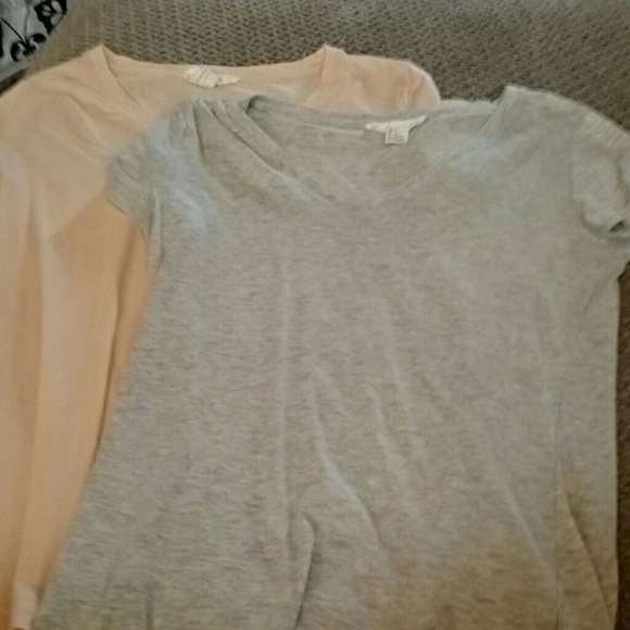T shirts - Picture 1 of 1