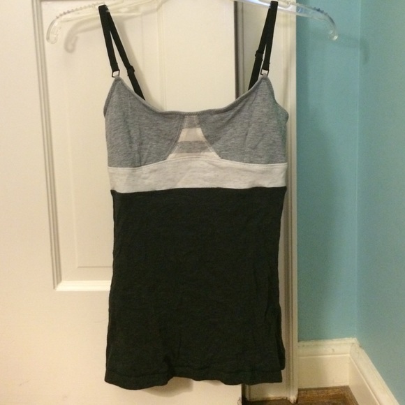 Lululemon tank top