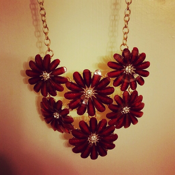Accessories - Red Flower Bib Necklace