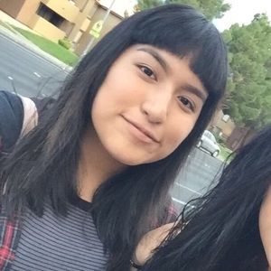 Meet your poshmark seller 😊💕