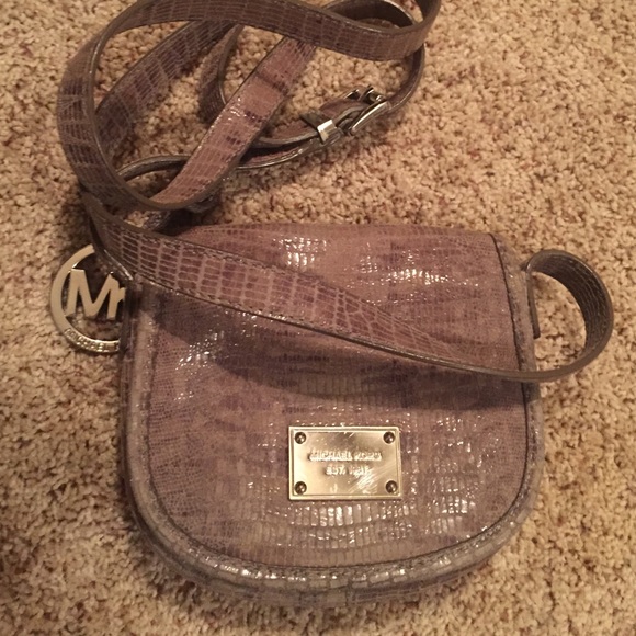 Michael Kors cross body purse