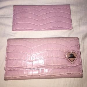 JLO wallet and check holder