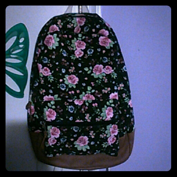 Bag - Picture 1 of 2