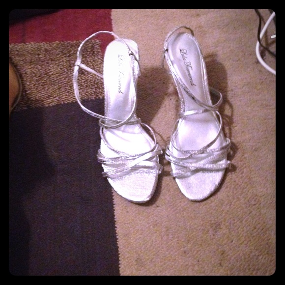 High heels shoes