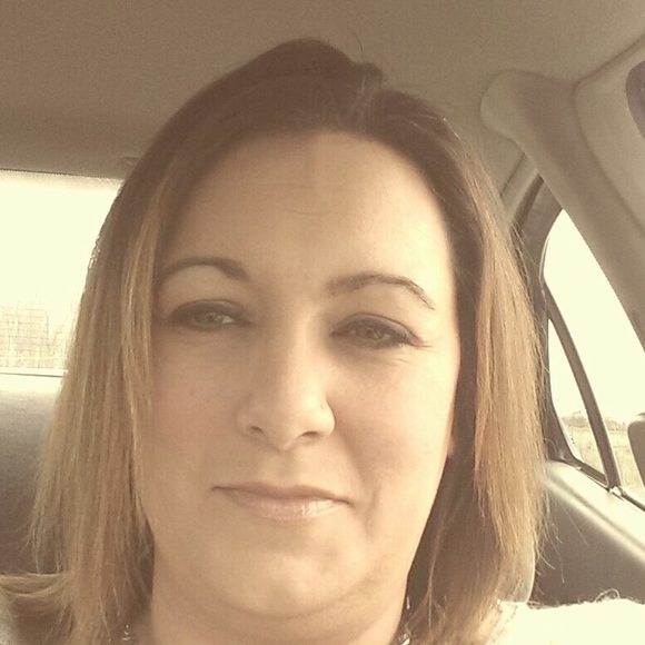 Meet your Posher, Candace - Picture 1 of 1