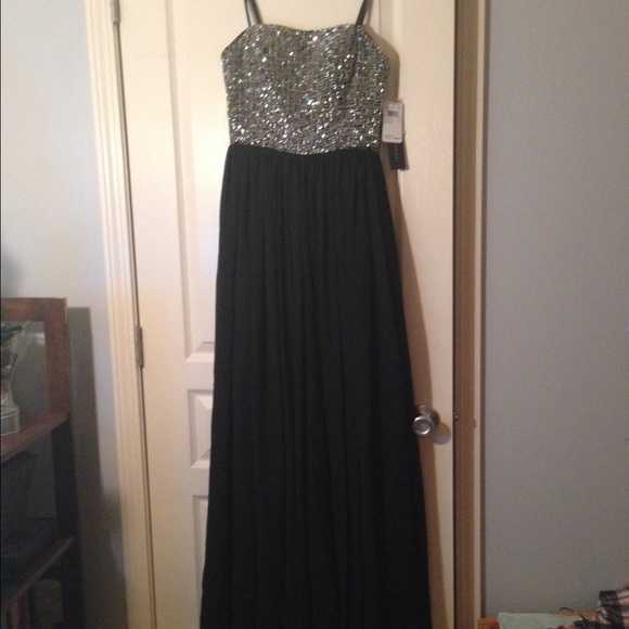 Black Strapless Prom Dress