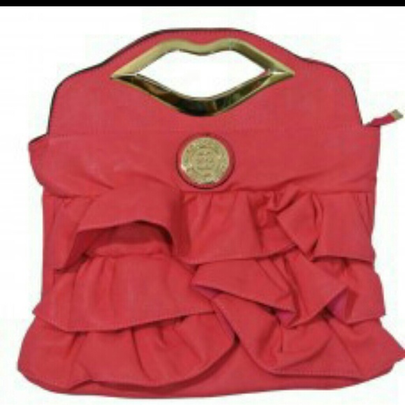 Ruffled handbags with detachable shoulder strap. - Picture 1 of 2