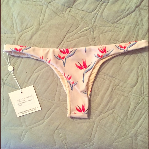 💜sold💜acacia bikini  one love birds / paradise L