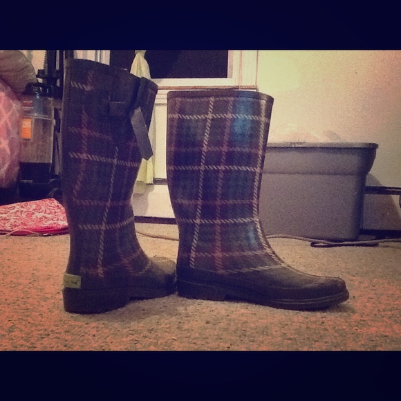 RainBoots - Picture 1 of 2