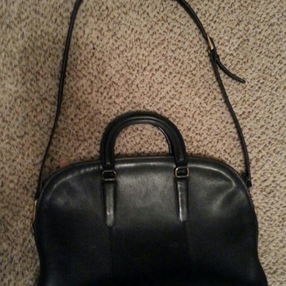Authentic coach leather purse