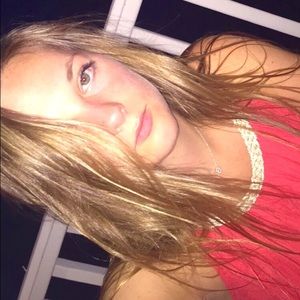 Meet your Posher, Carly