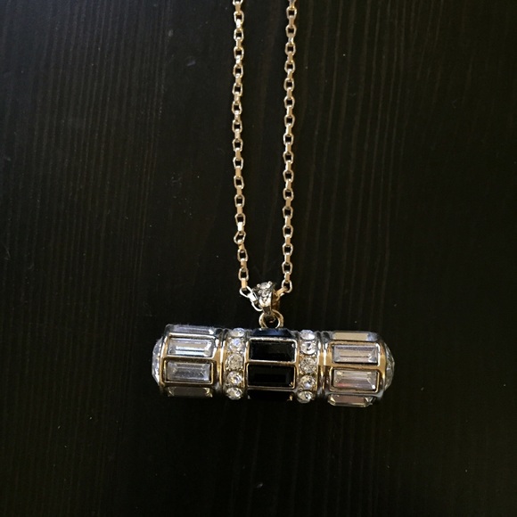 Unique rod jeweled necklace