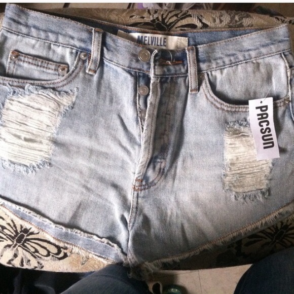 Brandy high waisted shorts! - Picture 1 of 2