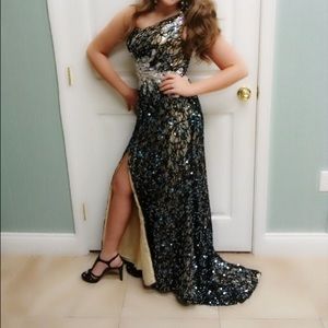 Blush pageant gown. Been worn twice.