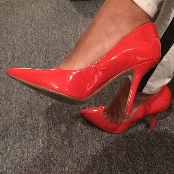 Orange Guess Pump