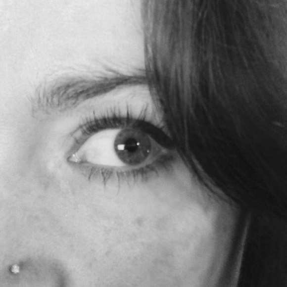 Meet your Posher, Nichole - Picture 8 of 10