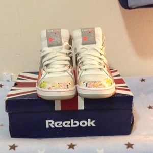 Reebok Hightops size 7 1/2