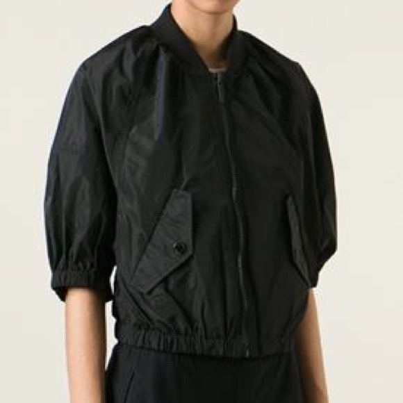 ❌SOLD❌🎉HP🎉 Michael Kors Short Sleeve Bomber - Picture 2 of 4