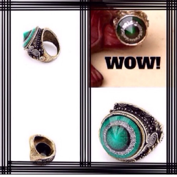 Retro Ring. Carved Flower. Looks Old.Price Firm. - Picture 2 of 4