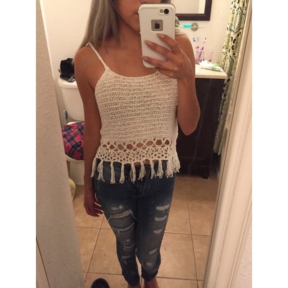 ❌TRADED❌ Crotchet tank - Picture 2 of 4