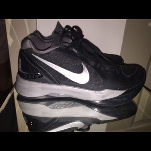 Black women's Nike sneakers