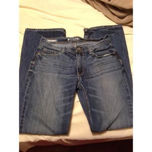 Buckle jeans in men's.