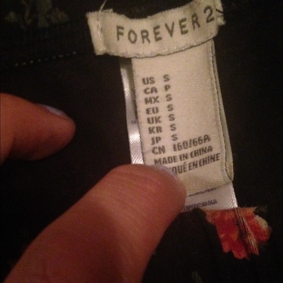 Floral print leggings! - Picture 4 of 4