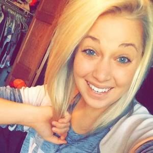 Meet your Posher, Macy