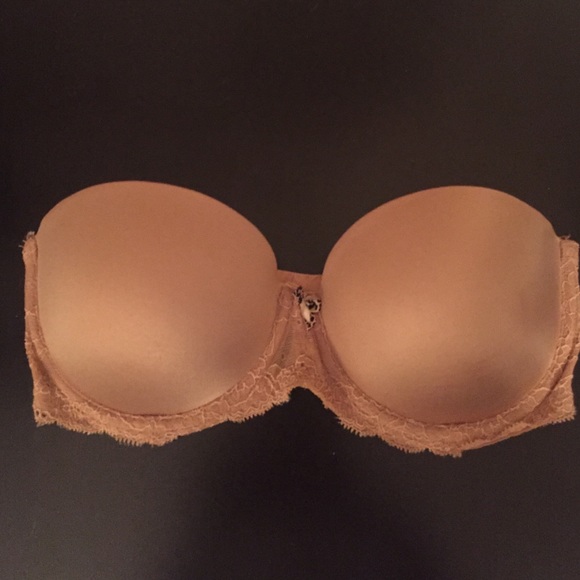 Victoria Secret strapless bra