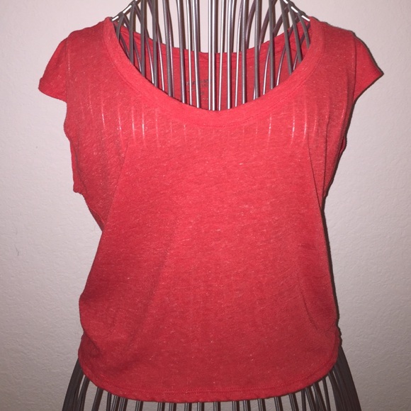 BUNDLE: 2 crop tops