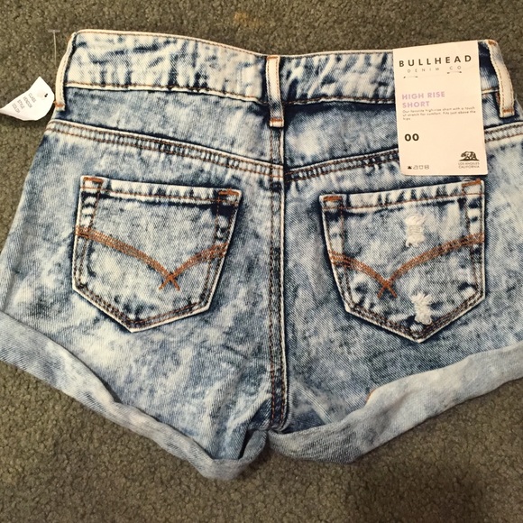 pacsun bleached high waisted short NWOT - Picture 2 of 4