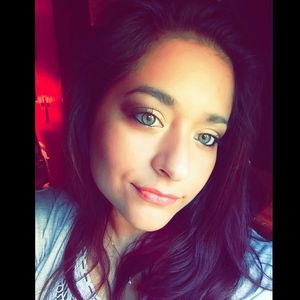 Meet your Posher, Carmen