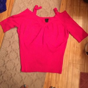 Cute pink sweater (1)