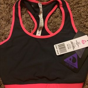 Zuzuzen  active sports bra