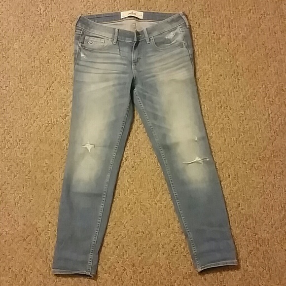 Hollister Jeans - Picture 2 of 4
